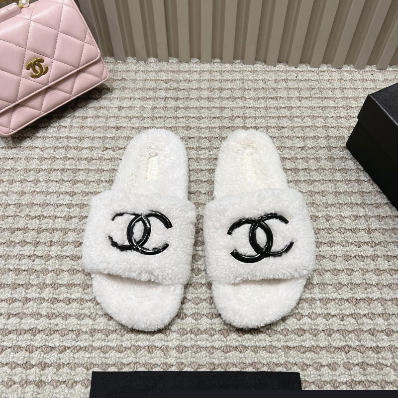 Ch*el slippers